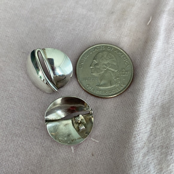 Vintage Sandy Baker Design Earrings - Picture 4 of 4